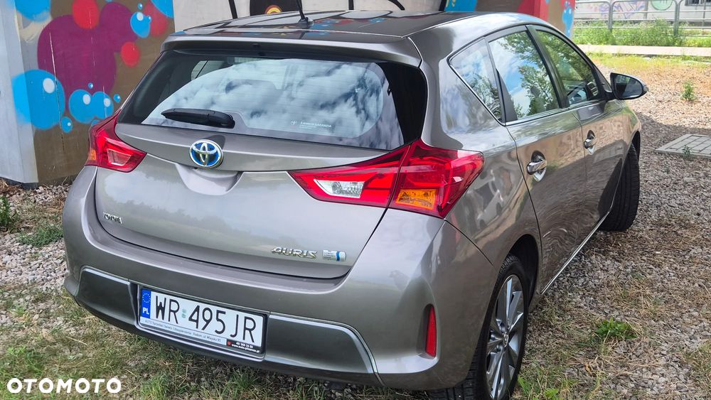Toyota Auris Hybrid 135 Premium - 4