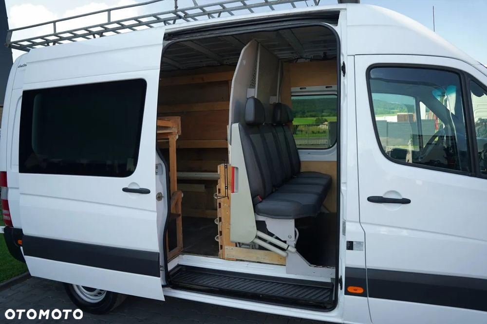 Mercedes-Benz SPRINTER 310 CDI / BRYGADÓWKA  7 MIEJSC / MANUAL / BLASZAK / FURGON - 36