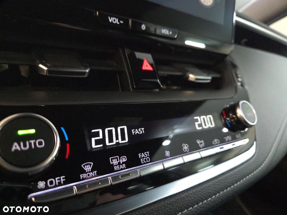 Toyota Corolla 1.8 Hybrid Style - 28
