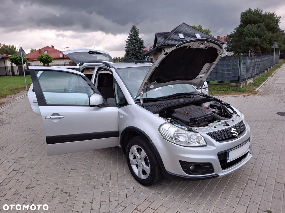 Suzuki SX4 1.6 Premium 4WD - 19