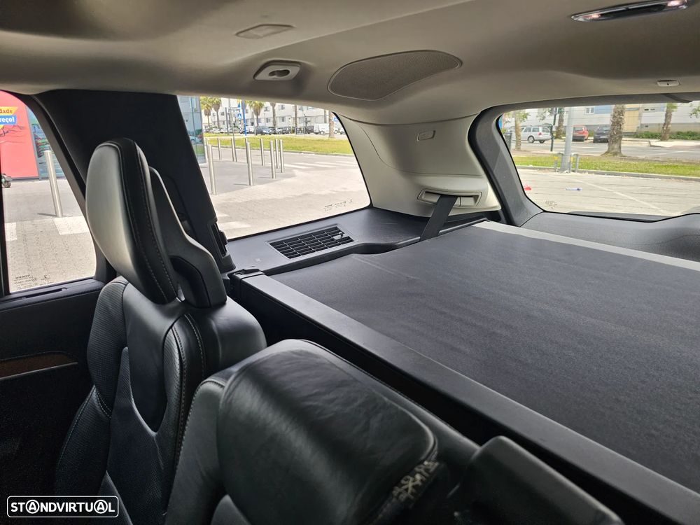 Volvo XC 90 T8 AWD Twin Engine Geartronic Inscription - 8