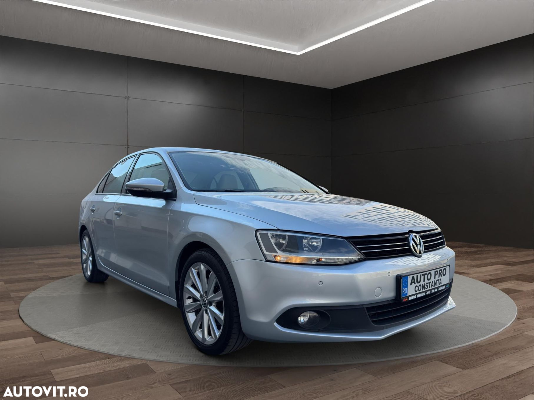 Volkswagen Jetta 1.6 TDI CR DPF Comfortline - 2