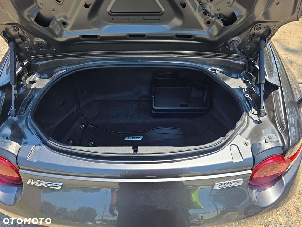 Mazda MX-5 - 8