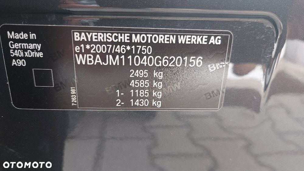 BMW Seria 5 540i xDrive Luxury Line - 22