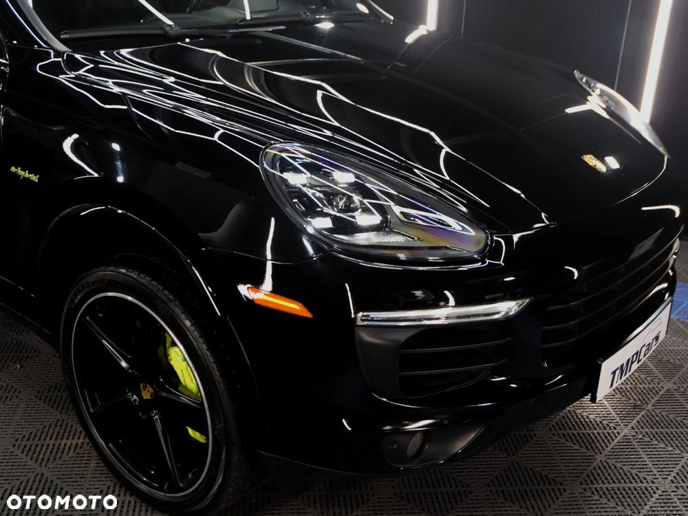 Porsche Cayenne S E-Hybrid Platinum Edition - 15