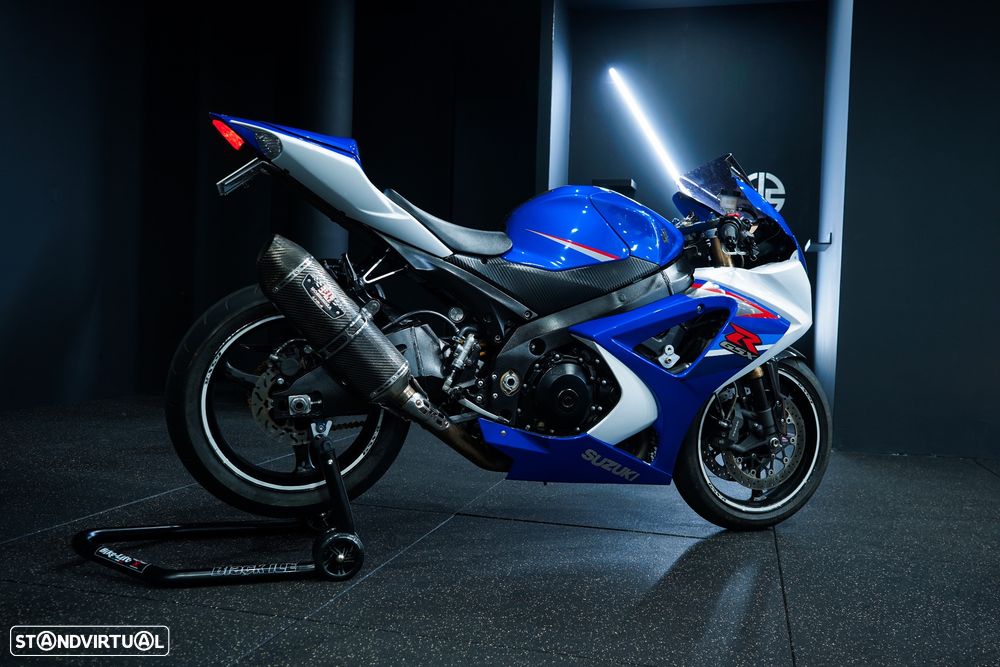 Suzuki GSX-R k8 - 5