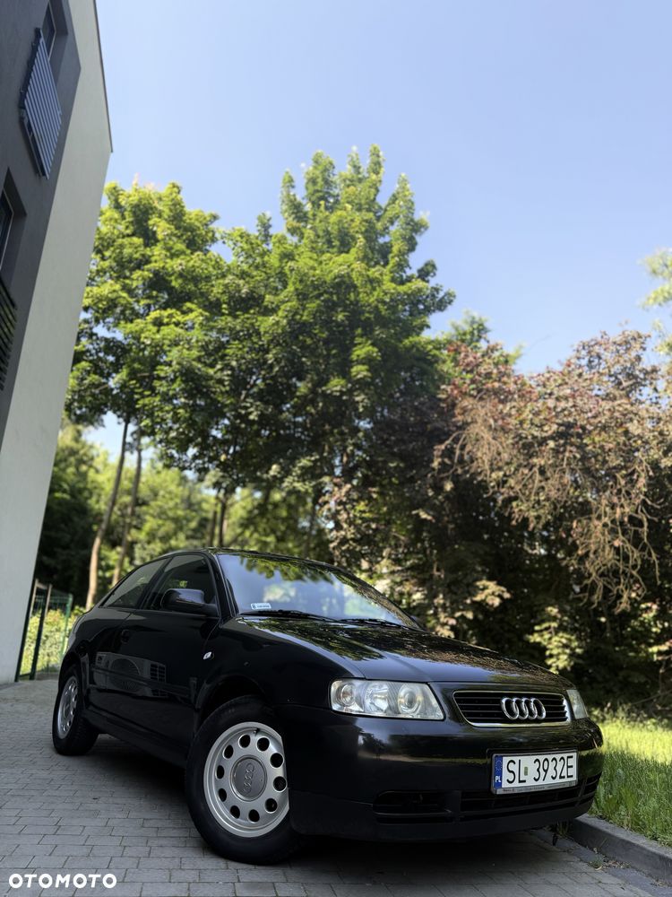 Audi A3 Sportback - 2