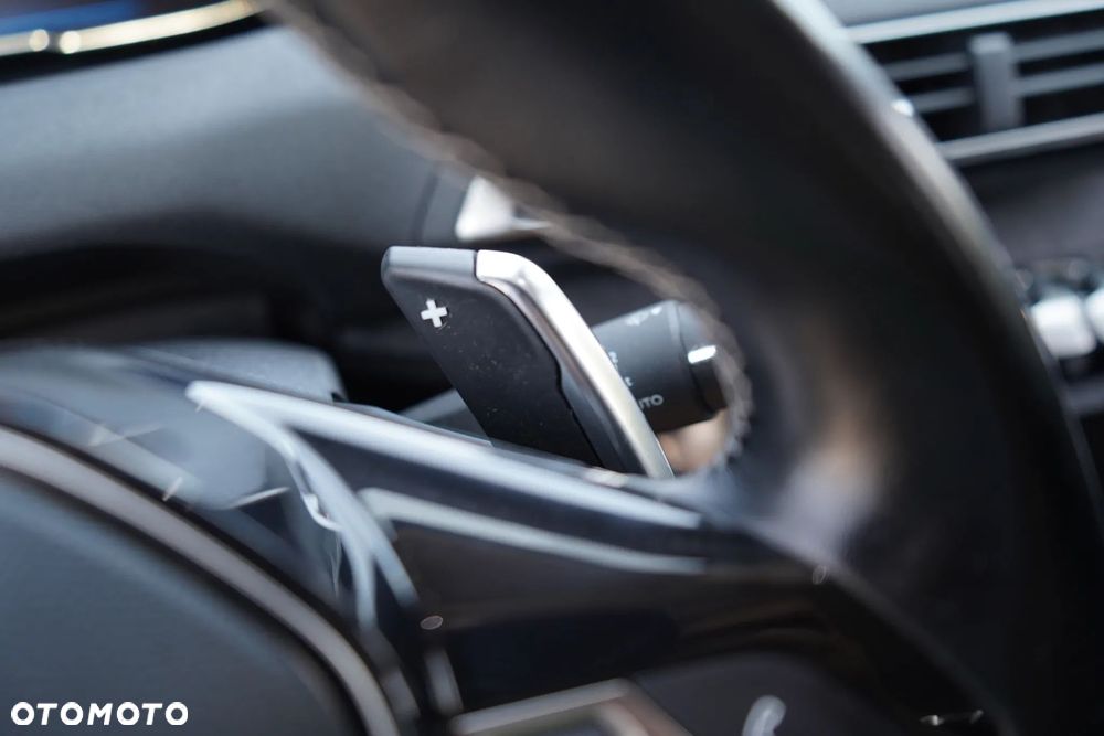 Peugeot 3008 PureTech 130 Stop & Start GPF EAT8 Allure Business-Paket - 30