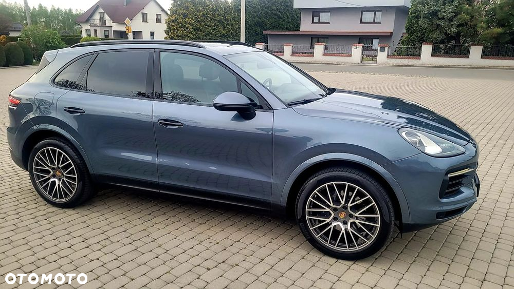 Porsche Cayenne Standard - 9