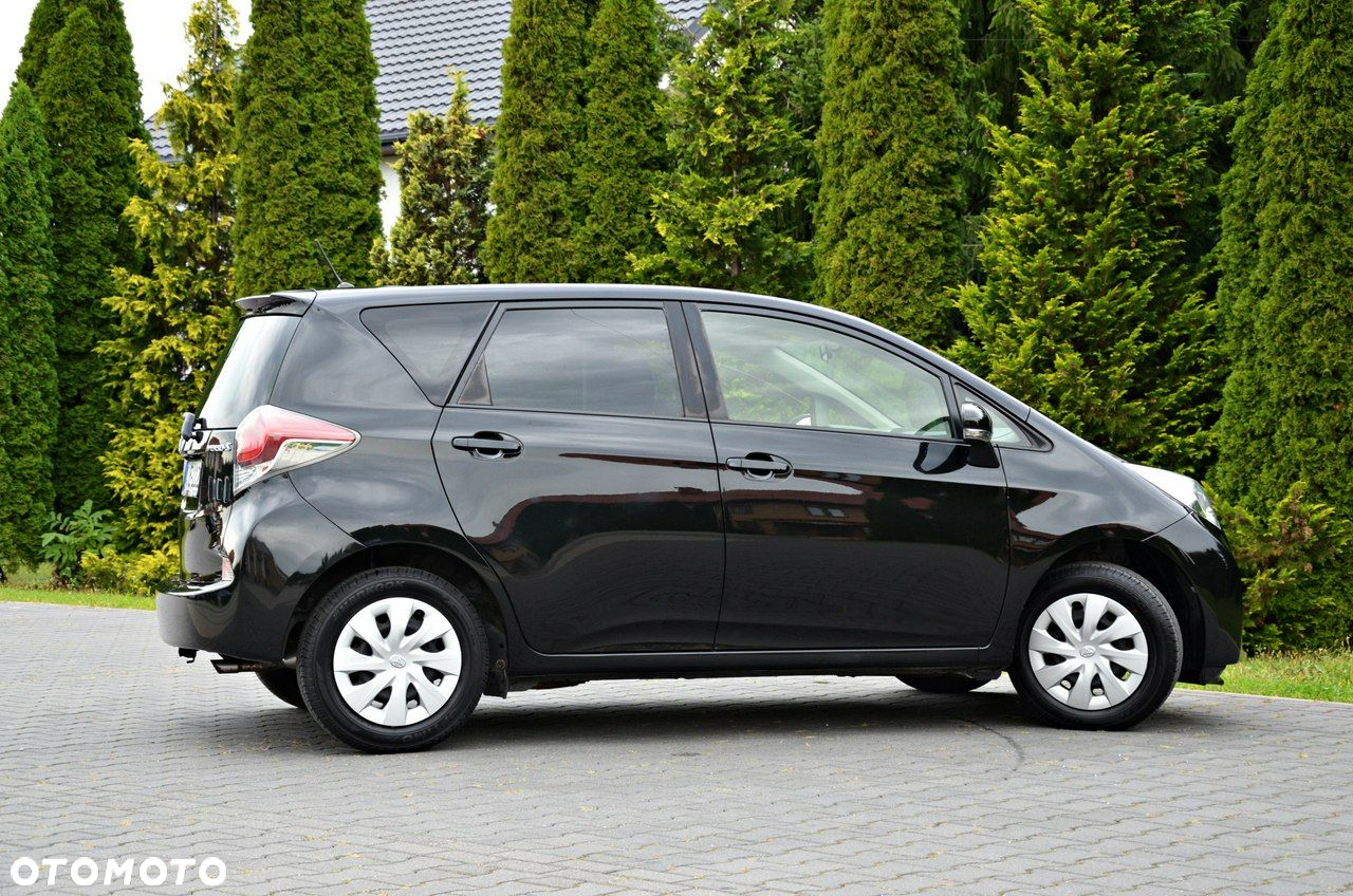 Toyota Verso S 1.33 Premium - 26