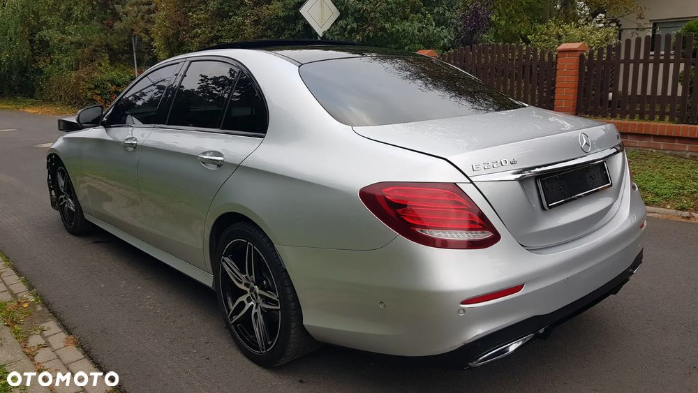 Mercedes-Benz Klasa E 220 d AMG - 8