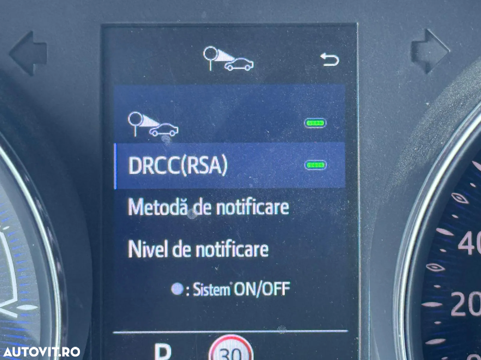 Toyota C-HR 1.8 HEV 140 CP 4x2 CVT Dynamic - 22