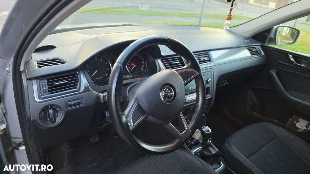 Skoda RAPID 1.2 TSI Ambition - 6