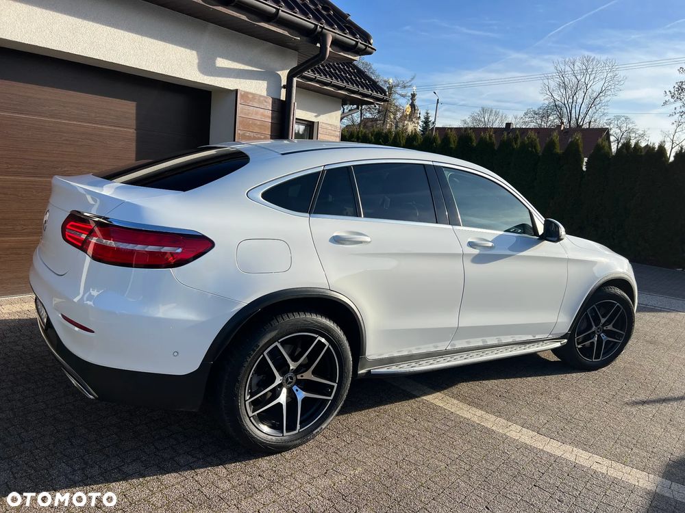 Mercedes-Benz GLC - 24