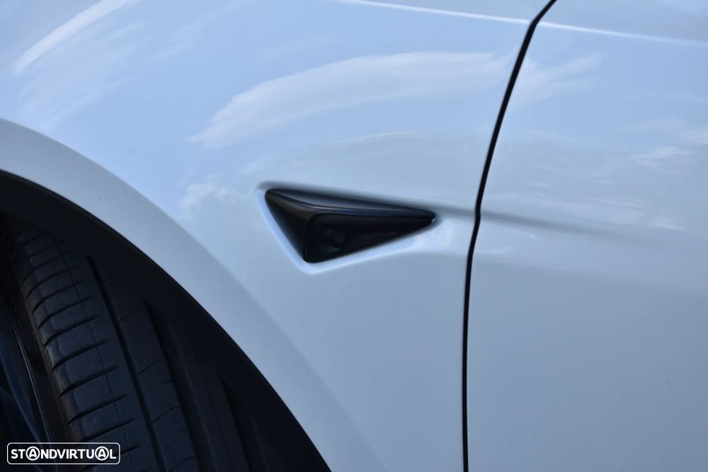 Tesla Model Y Performance Dual Motor AWD - 20