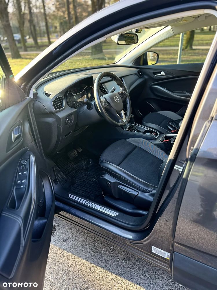 Opel Grandland X 1.6 T Elite S&S - 10