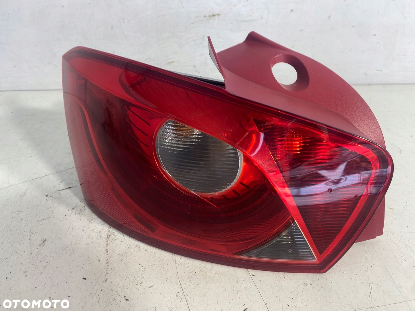 LAMPA LEWY TYŁ LEWA TYLNIA SEAT IBIZA IV 6J EU - 4
