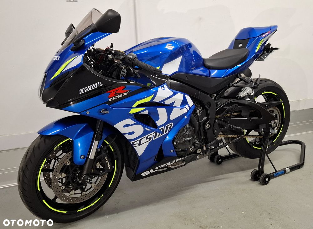 Suzuki GSX-R - 11