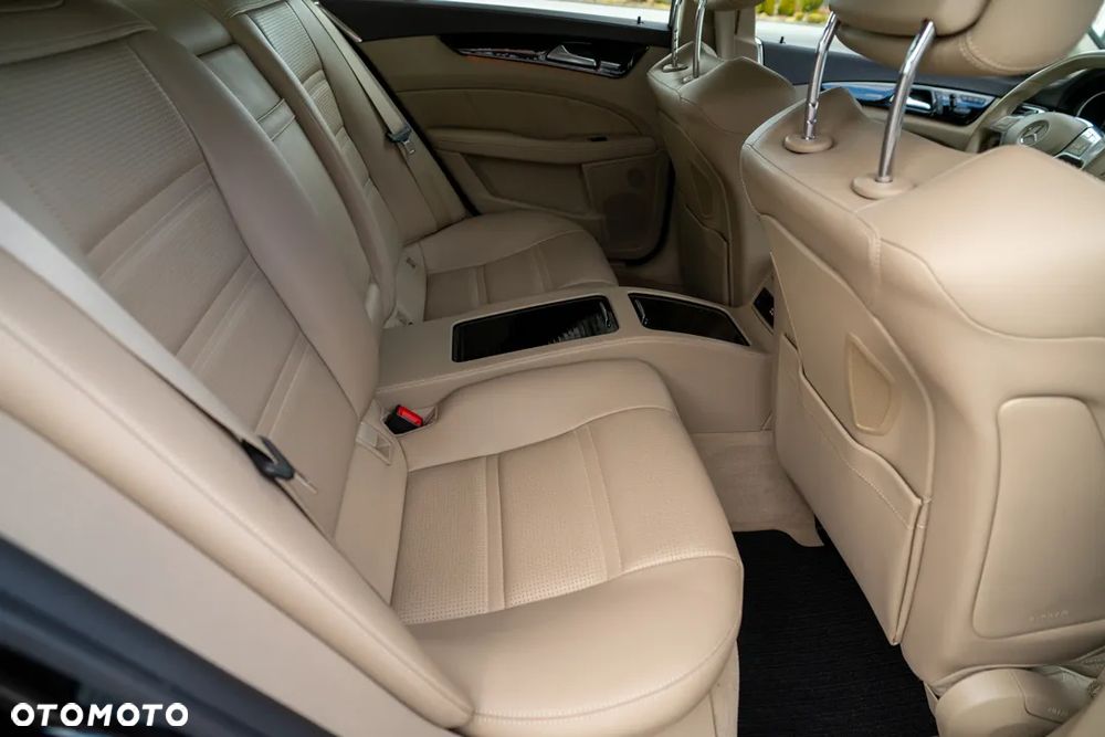 Mercedes-Benz CLS 63 AMG AMG SPEEDSHIFT MCT - 34