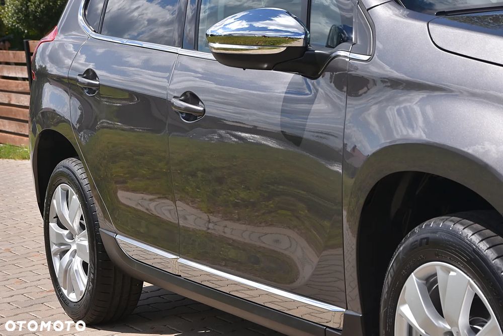 Peugeot 2008 1.2 Pure Tech Allure S&S - 37