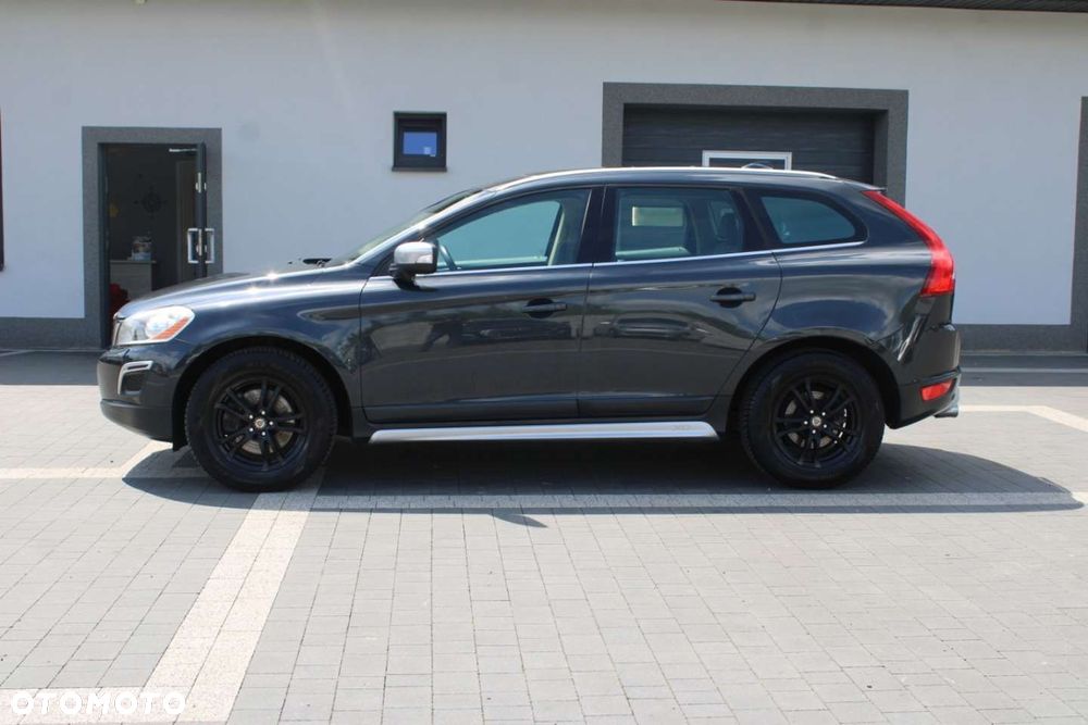 Volvo XC 60 - 4