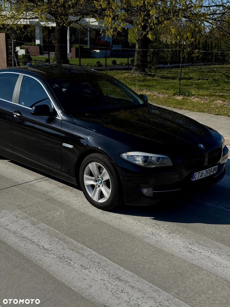 BMW Seria 5 528i - 13