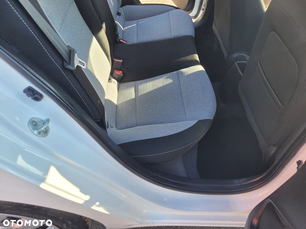 Hyundai i20 blue 1.2 Classic - 21