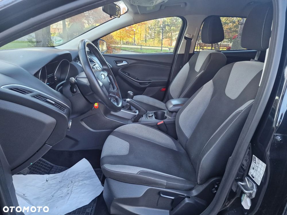 Ford Focus 1.6 TDCi DPF Start-Stopp-System Titanium - 21