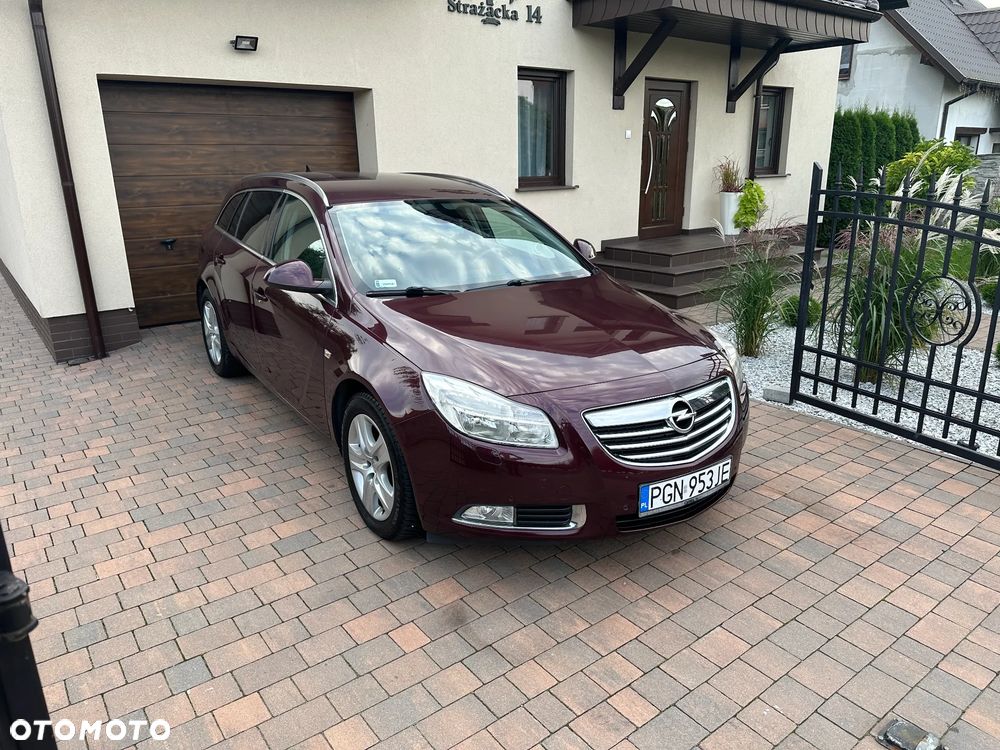 Opel Insignia - 1