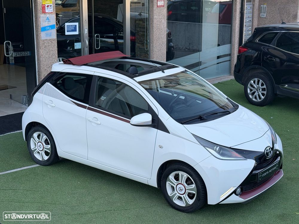 Toyota Aygo x-wave - 3