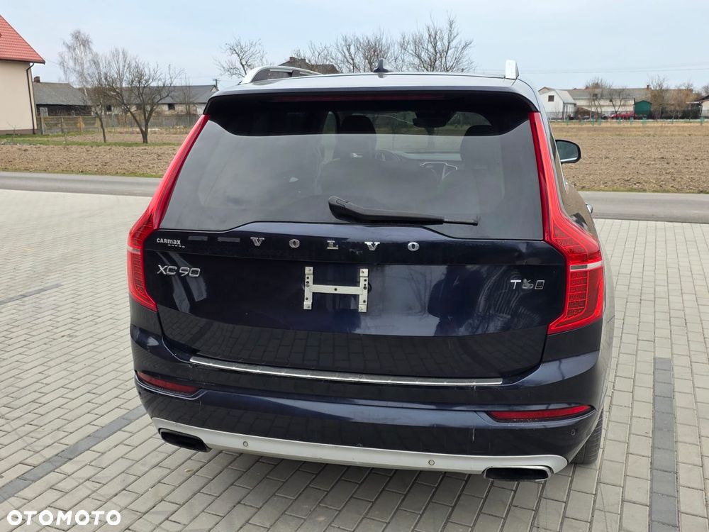 Volvo XC 90 T6 AWD Geartronic Momentum - 4