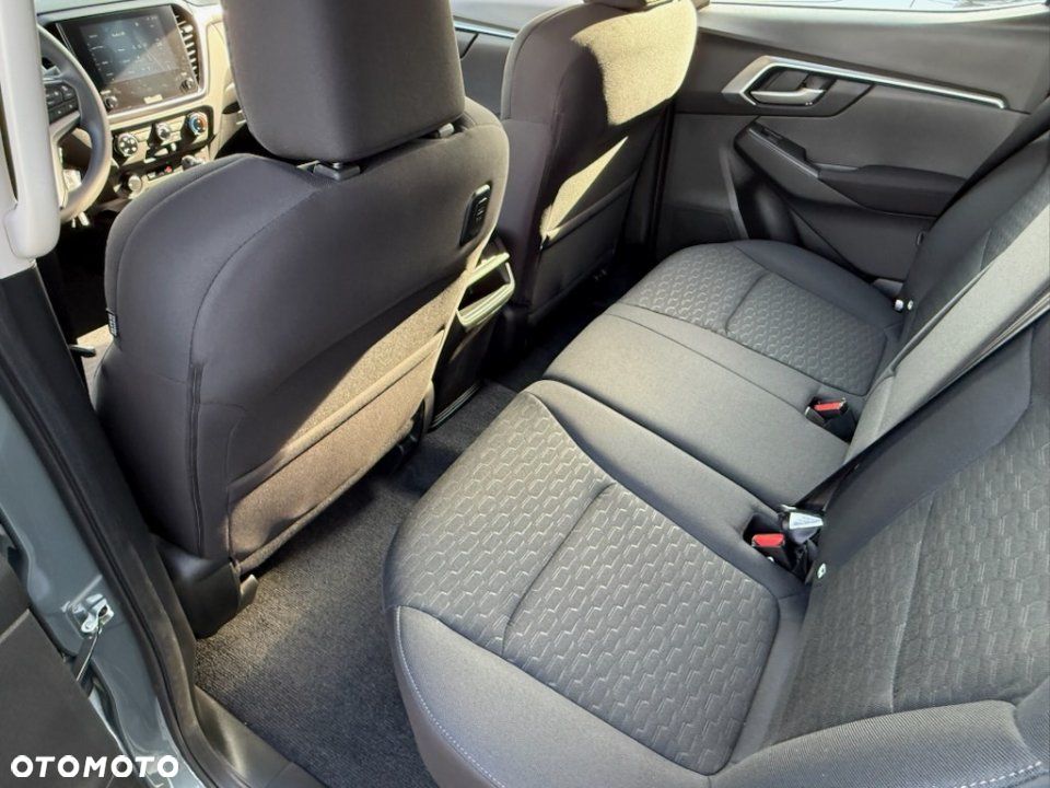 Isuzu D-Max - 12