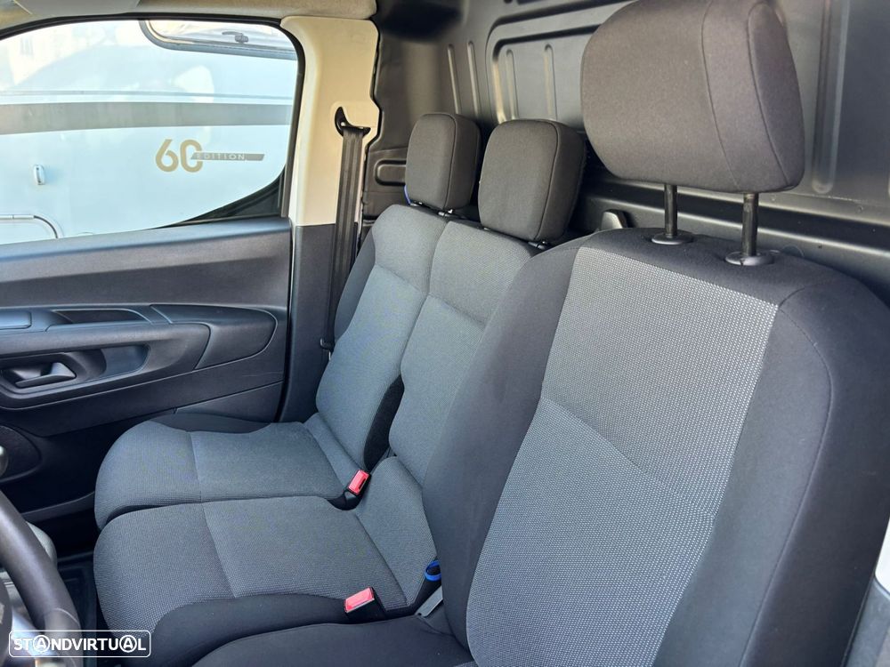 Opel Combo 1.5 102cv 3 LUGARES - LONGA - AC - IVA DEDUTÍVEL - 26