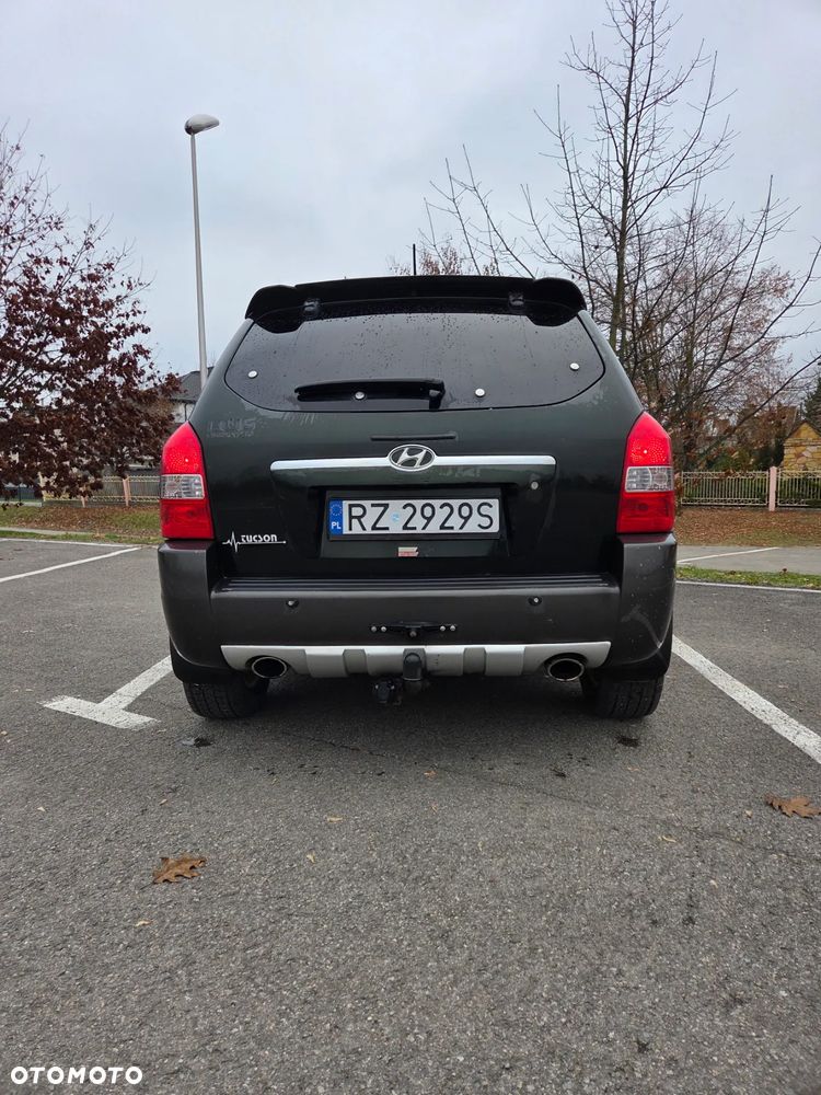 Hyundai Tucson 2.7 V6 4WD Champion - 2