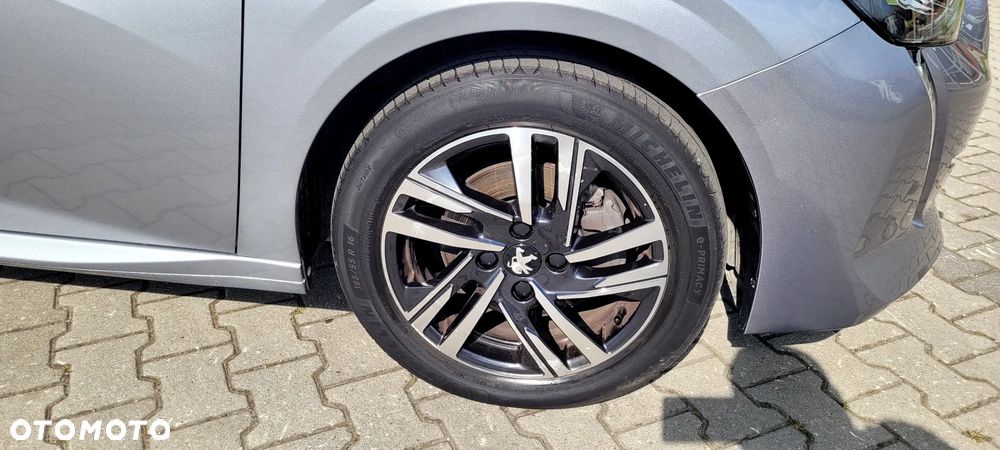 Peugeot 208 TURBO 100 Business - 20