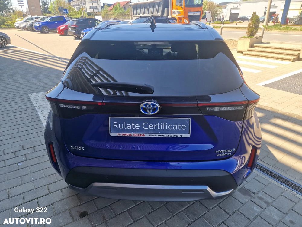 Toyota Yaris Cross 1.5 VVT-i HSD 4x4 Exclusive Premiere - 8