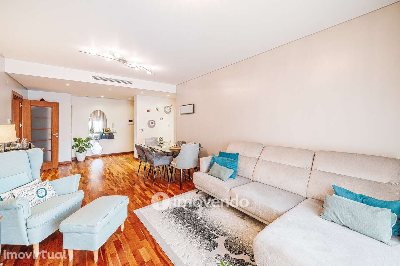 Apartamento T3 com garagem, na Urbanização Terraços da Ponte - Grande imagem: 5/32