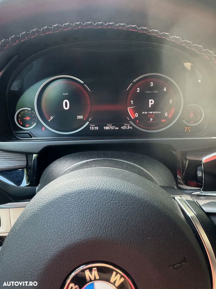 BMW X6 M M50d - 11