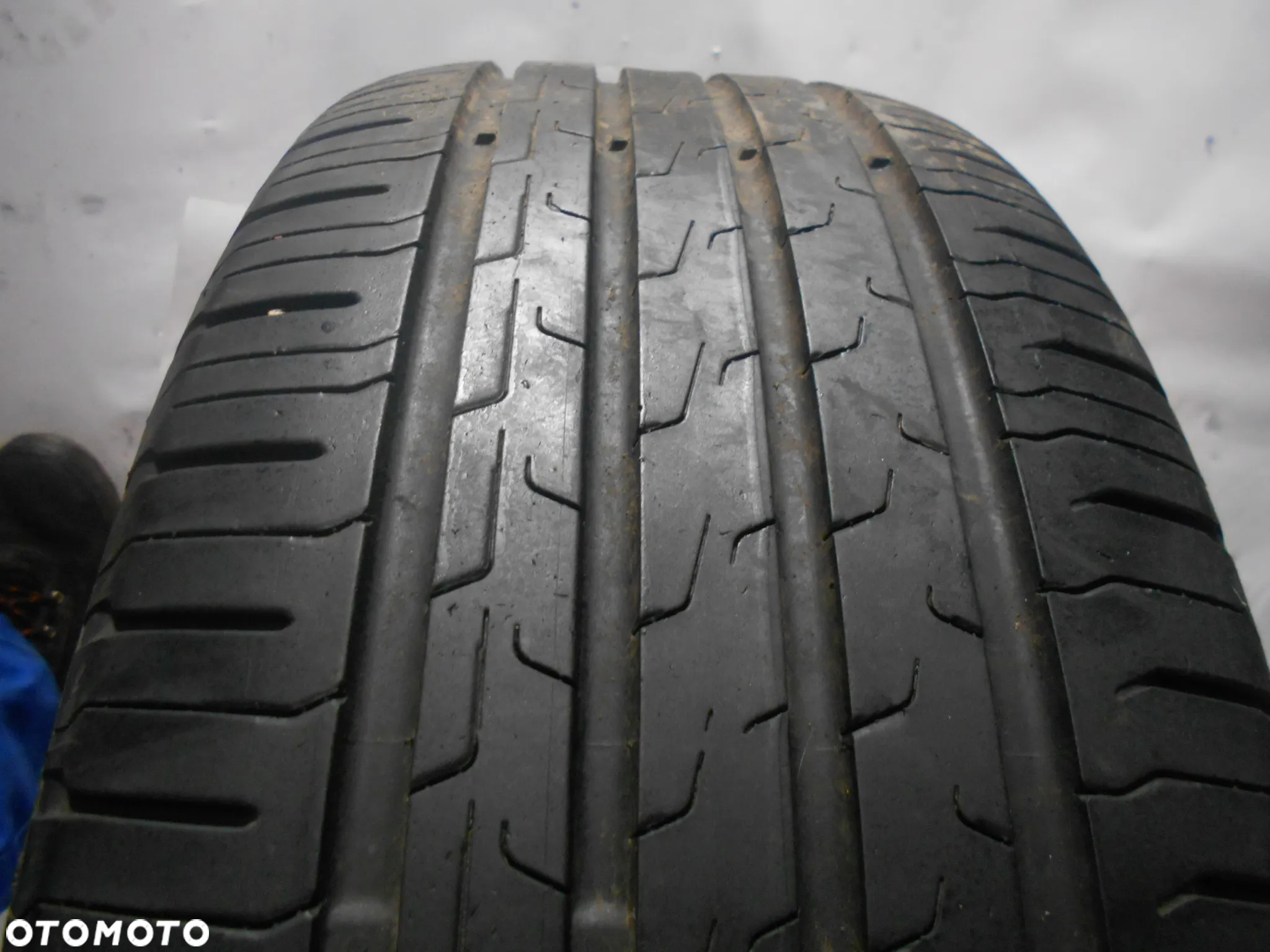 OPONA POJEDYNKA 215/55R17 CONTINENTAL ECO CONTACT 6 XL DOT 0222 7MM - 2