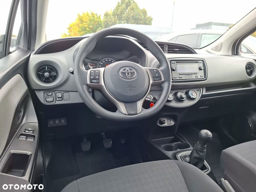 Toyota Yaris 1.0 Active EU6 - 28