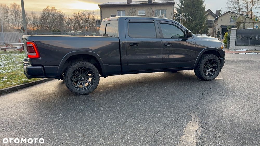 RAM 1500 Crew Cab Longbed Laramie - 4