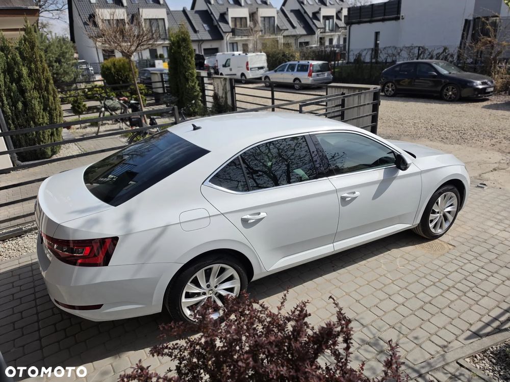 Skoda Superb 2.0 TSI Style DSG - 8
