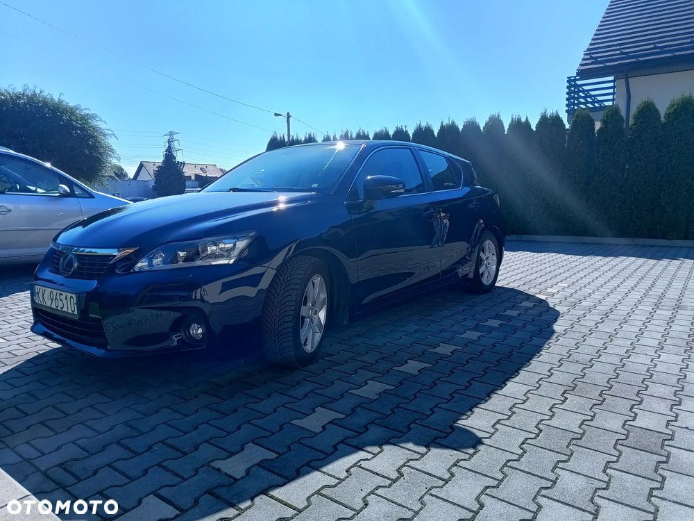 Lexus CT - 13
