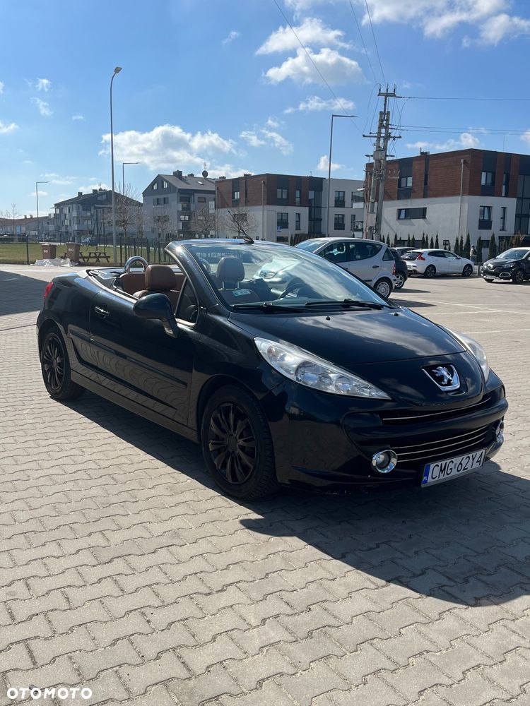 Peugeot 207 CC - 12