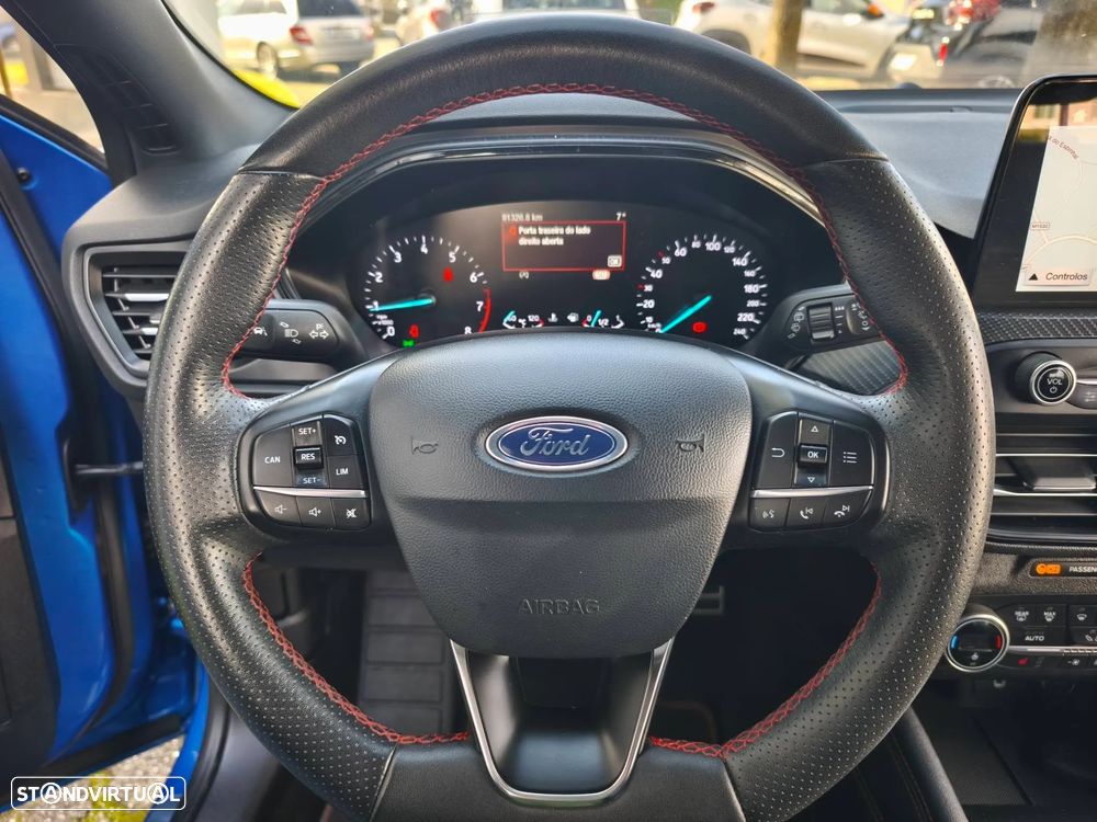 Ford Focus 1.0 EcoBoost S&S ST-LINE DESIGN - 13