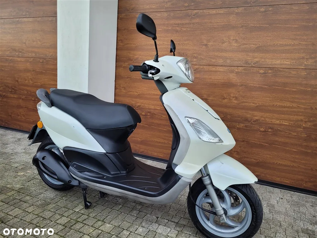 Piaggio FLY - 18