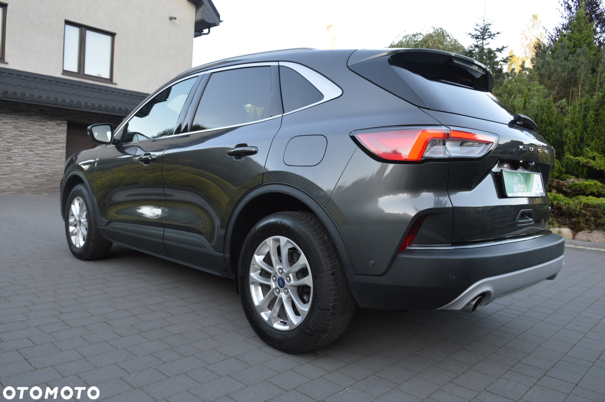 Ford Kuga 2.0 EcoBlue Hybrid TITANIUM - 5