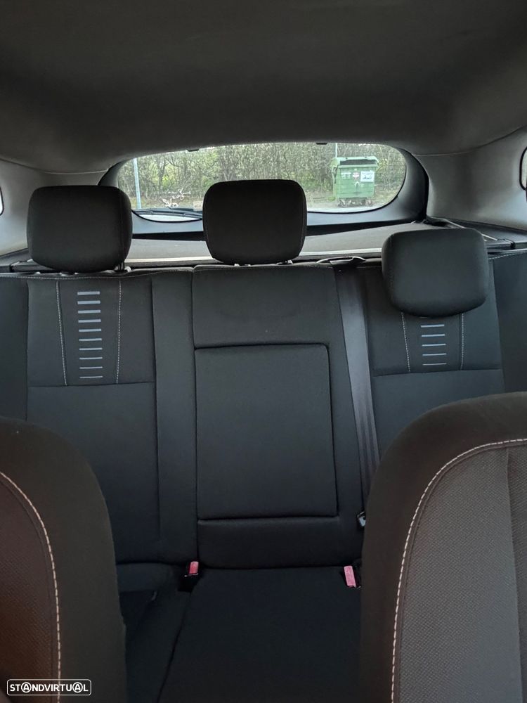 Renault Mégane 1.5 dCi Dynamique - 3