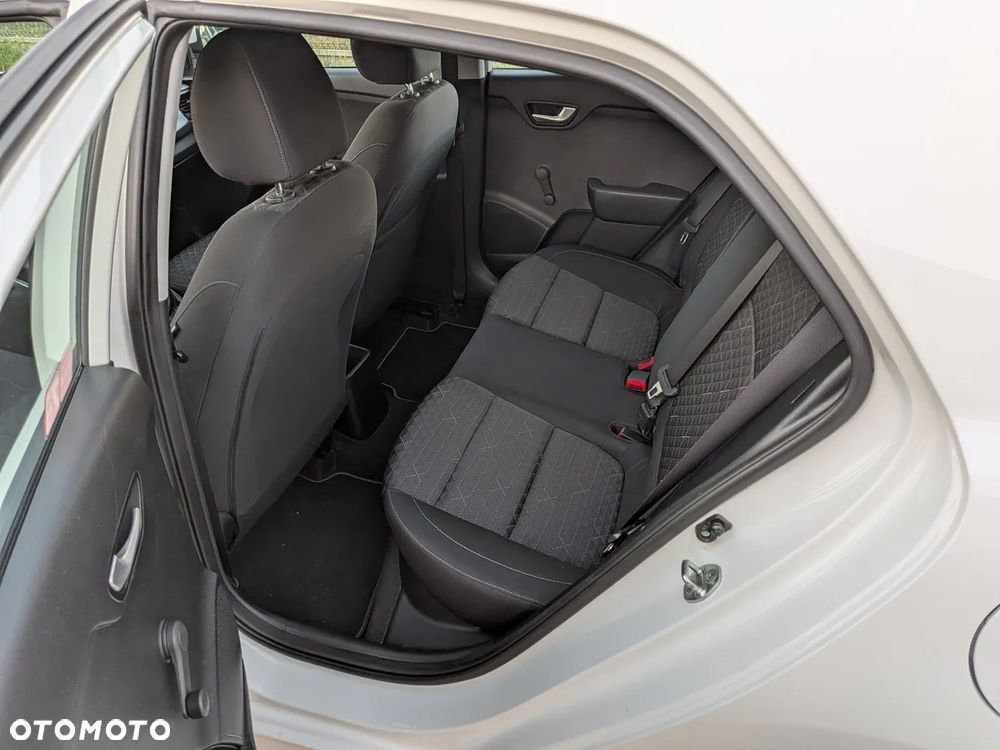 Kia Rio 1.2 M - 20