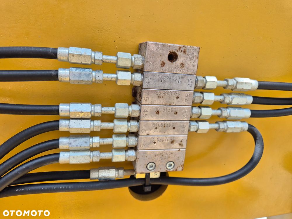 Caterpillar CAT 906M, 2016 ROK, CENTRALNE SMAROWANIE, Z NIEMIEC, 907, 908 - 21